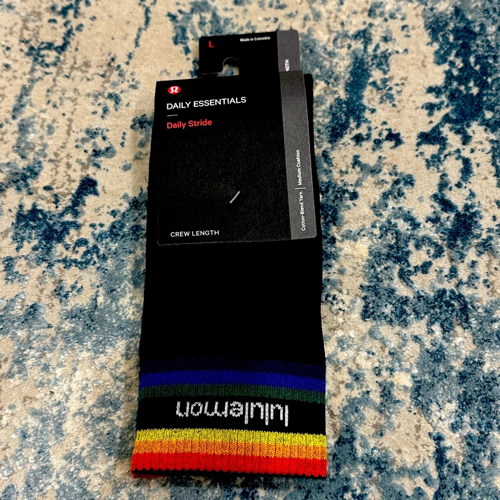 NWT Men's Daily Stride Comfort Crew Socks